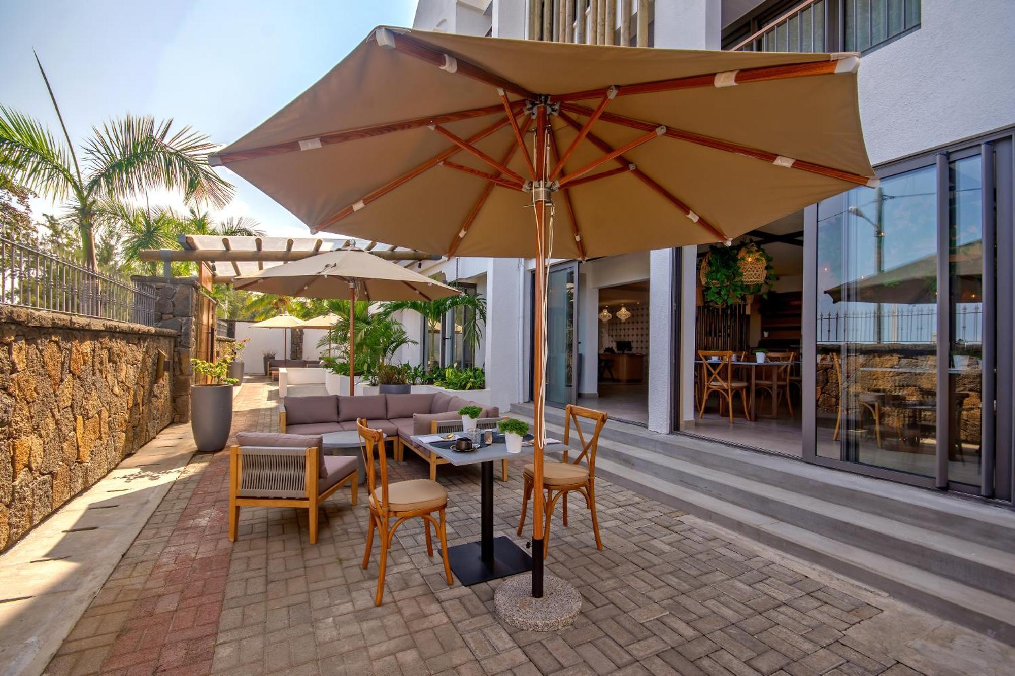 Gosun Beach Hotel Flic en Flac Exterior photo